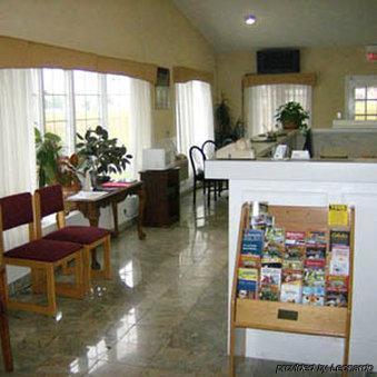 Harrisonville Inn & Suites المظهر الداخلي الصورة